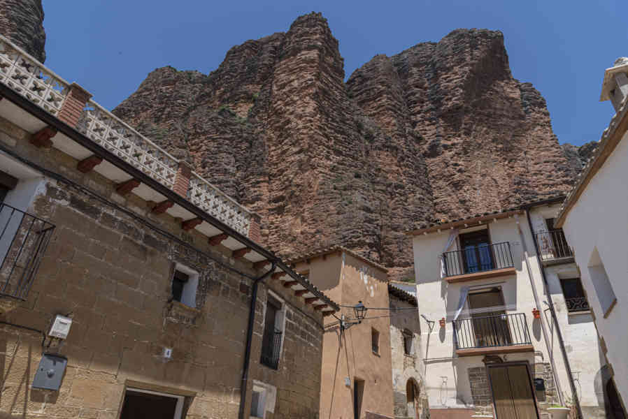 Huesca - Las Peñas de Riglos 12.jpg